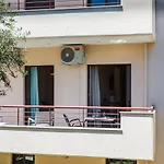 Apartment Armonia 2 *